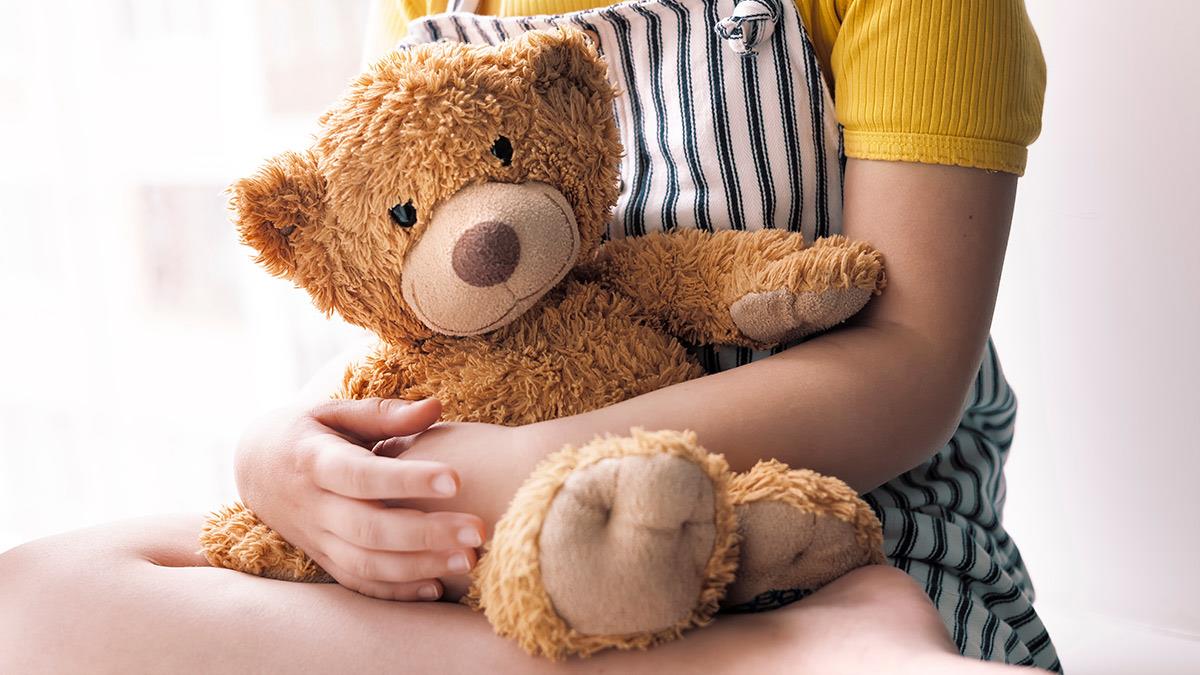 Αποσύρεται από τα ράφια αρκουδάκι ΑΙ, που έδινε συμβουλές για σεξ και... μαχαίρια!