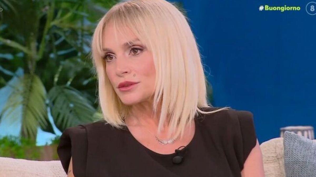 Ε. Ζουγανέλη: «τις γυναίκες που δεν έχουν παιδιά τις βλέπουν λίγο σαν κακομοίρες»