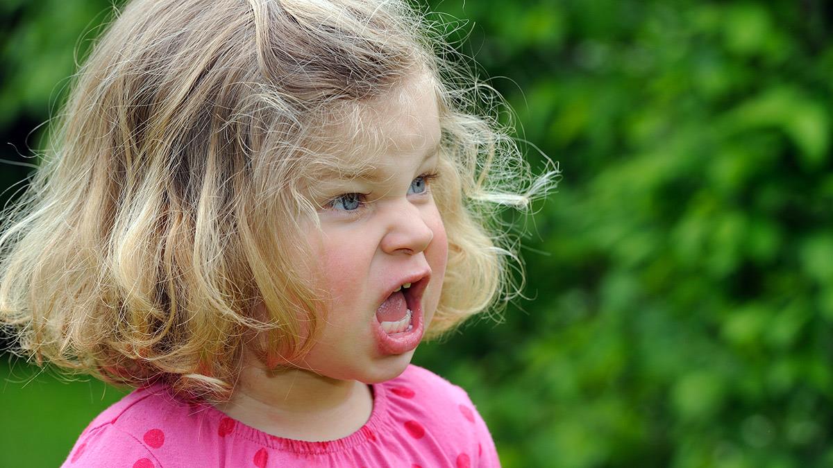 Θυμός στα παιδιά: υγιής αντίδραση ή καμπανάκι κινδύνου