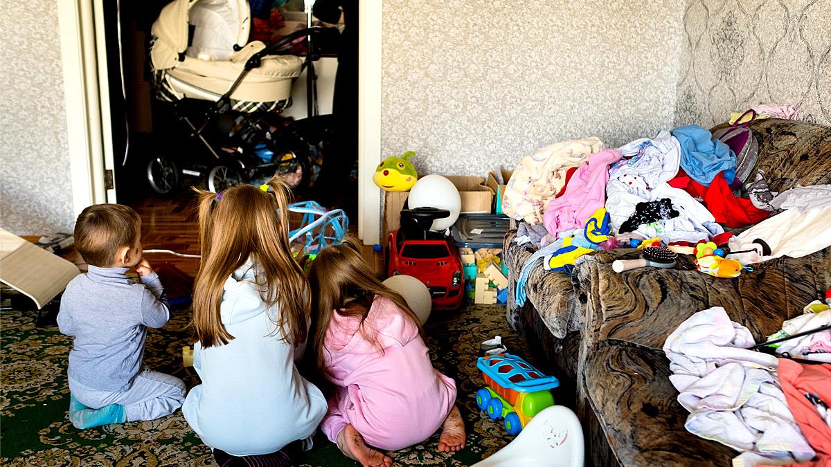 10 πολύτιμα μυστικά επιβίωσης σε ένα σπίτι με 3+ παιδιά