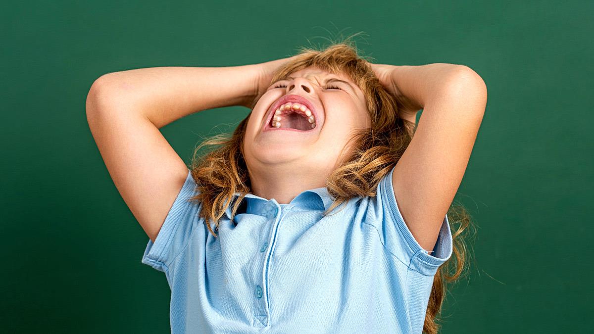 Πώς να βάλεις όρια σε ένα νήπιο: 5 tips για πιο ήρεμα και συνεργάσιμα παιδιά