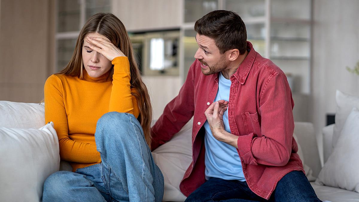 Όταν τα πράγματα στη σχέση δυσκολεύουν, η λύση δεν είναι απαραίτητα ο χωρισμός!