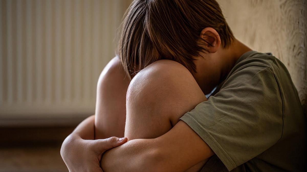 Πάτρα: η δασκάλα ξυλοκόπησε το 9χρονο με αυτισμό γιατί... «έκανε θόρυβο και ενοχλούσε»!