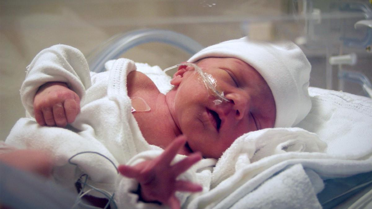 Πάτρα: διέφυγε τον κίνδυνο το μωράκι που νοσηλεύεται στη ΜΕΘ με μηνιγγίτιδα