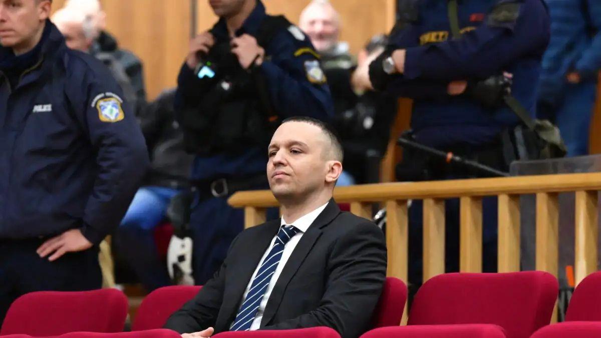 Δίκη για Χρυσή Αυγή: ένοχοι και οι 42 κατηγορούμενοι για εγκληματική οργάνωση