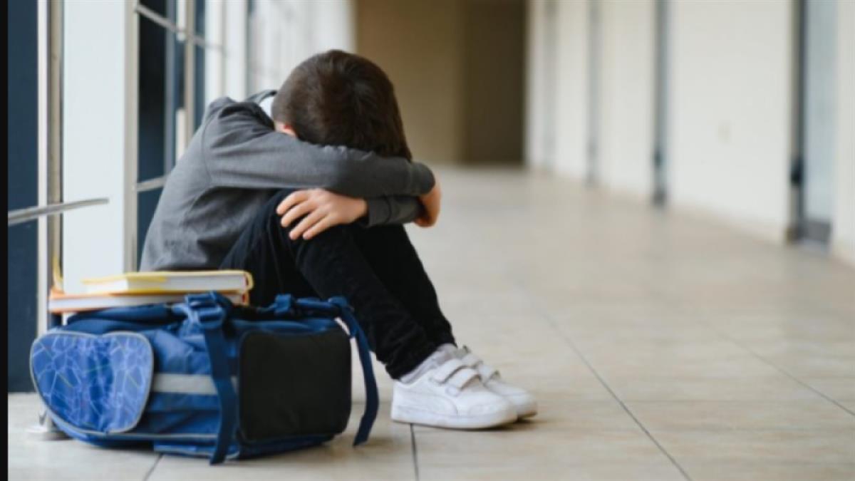 Ρόδος: μαθητής δημοτικού ανάγκασε 8χρονο να πιει νερό από καζανάκι τουαλέτας