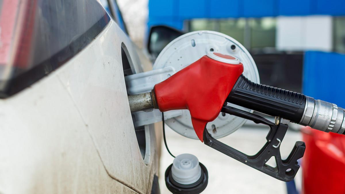 Fuel Pass 2026: πότε ξεκινά, ποιοι το δικαιούνται και πώς γίνεται η αίτηση