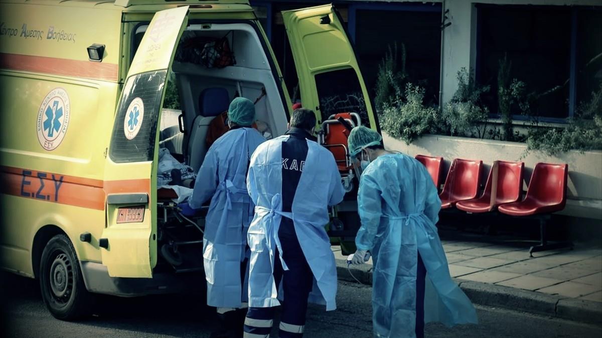 Τραγωδία στον Βόλο: γονείς 3 παιδιών έχασαν τη ζωή τους με διαφορά λίγων ωρών