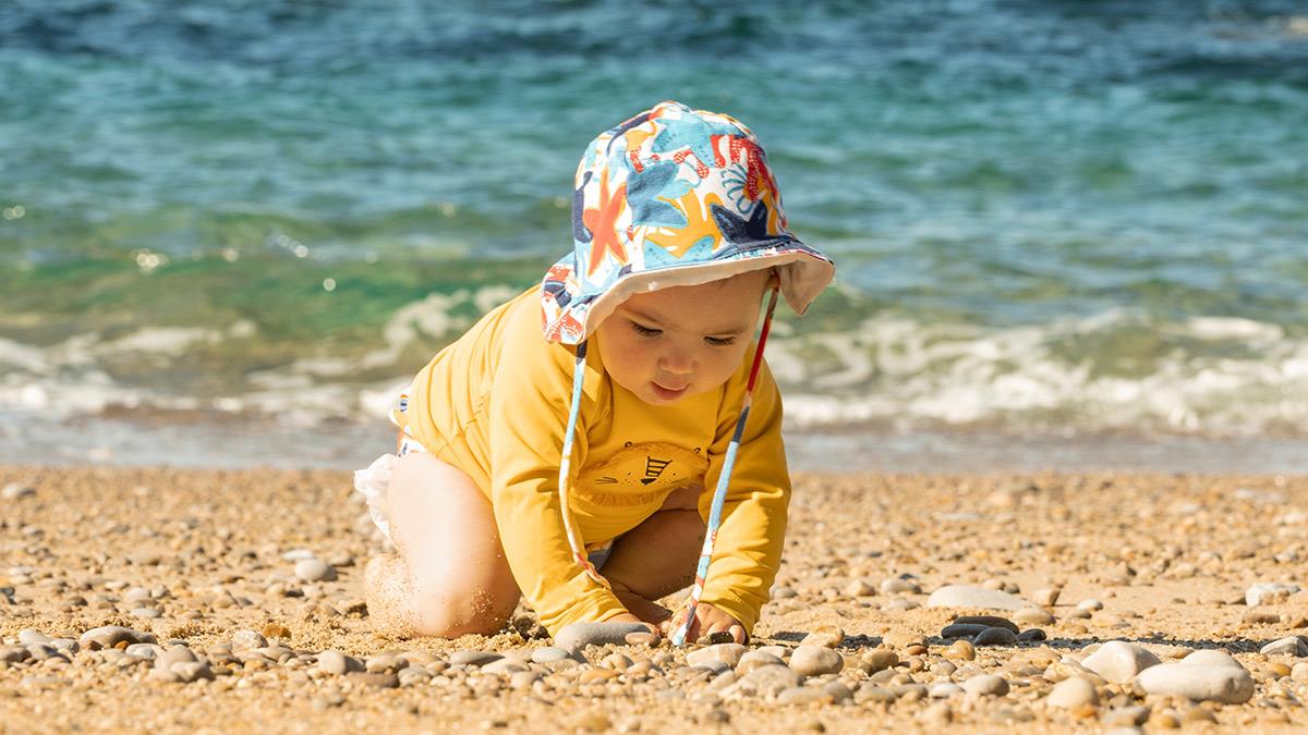 Μωρό και καύσωνας: πώς να το προστατέψεις από τις υψηλές θερμοκρασίες