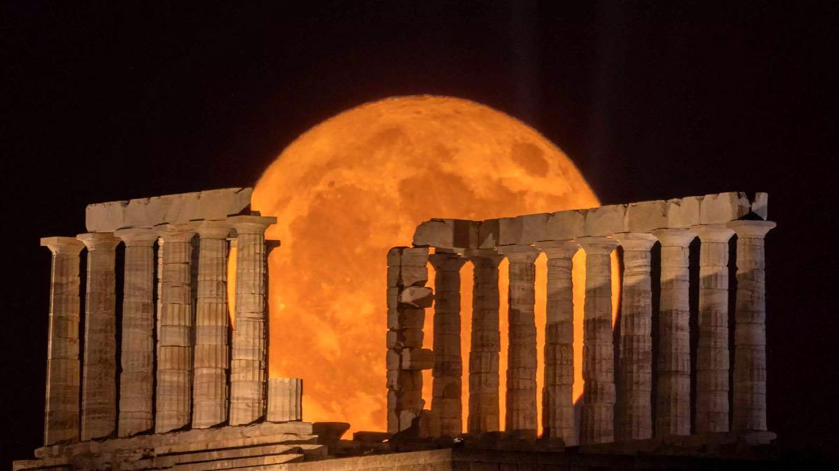 Απόψε η πανσέληνος Αυγούστου: δωρεάν είσοδος σε 126 αρχαιολογικούς χώρους σε όλη την Ελλάδα