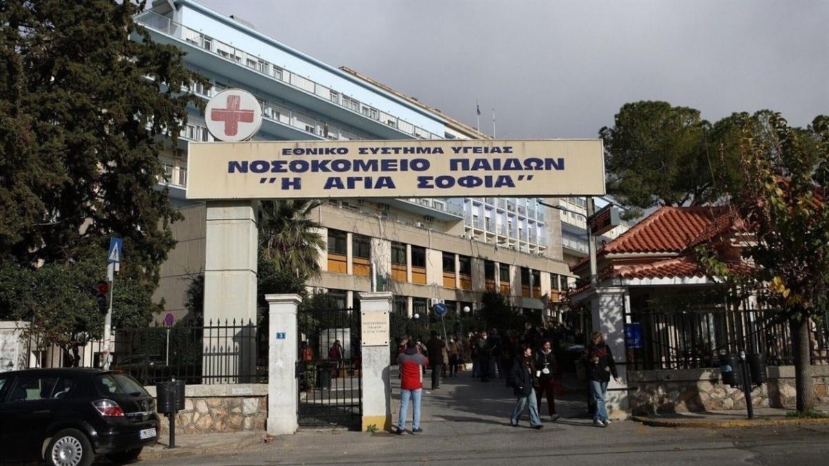 Χειρουργήθηκε με επιτυχία 12χρονη που διαγνώστηκε με όγκο ενώ έκανε διακοπές στην Ελλάδα
