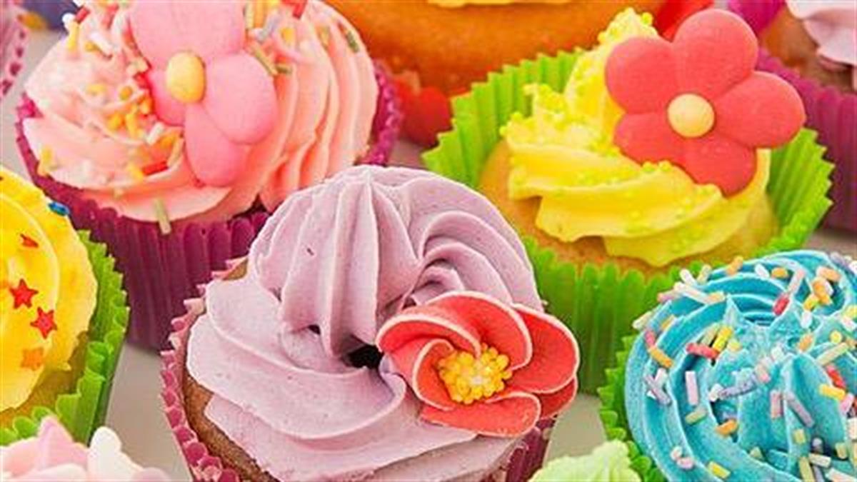 Cupcakes: Συνταγές για πολύχρωμα κέικ