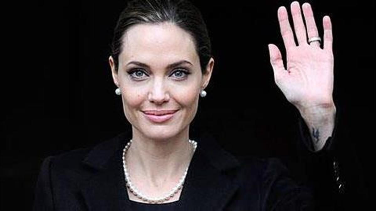 Η Angelina Jolie γράφει για την πρόσφατη διπλή μαστεκτομή της