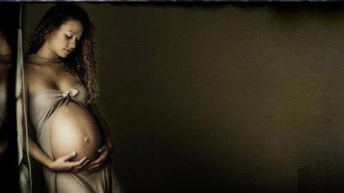 Κερδίστε φωτογράφιση και λεύκωμα εγκυμοσύνης από τον Μπάμπη Τσουκιά