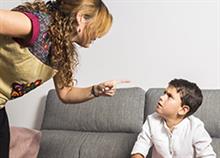 5 πρακτικοί τρόποι για  να μην βάζετε τις φωνές στο παιδί