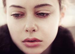 Γιατί παθαίνουμε εμμονή με τους ανθρώπους που μας απορρίπτουν;