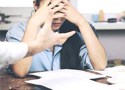 Εργασιακός εκφοβισμός: Οι πρακτικές που δεν πρέπει να ανέχεστε στη δουλειά