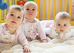 Πώς είναι να γίνεσαι μαμά τεσσάρων παιδιών μέσα σε λίγους μόνο μήνες 