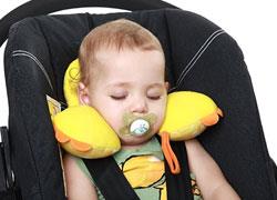 7 gadgets για το καροτσάκι του μωρού που θα κάνουν τις βόλτες σας πολύ πιο εύκολες