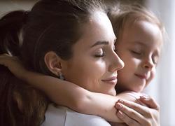 Το να είσαι αφοσιωμένη μαμά είναι δύσκολο μα ανεκτίμητο!