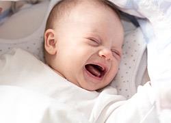 Όταν αφήνουμε τα μωρά να κλαίνε, δεν γίνονται αυτόνομα αλλά ανασφαλή