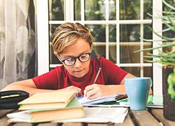 Πώς να μεγαλώσετε ένα παιδί που δεν τεμπελιάζει