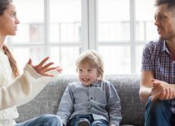 5 απλοί κανόνες για να μην τσακώνεστε για την ανατροφή του παιδιού