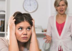 «Αγαπάμε τις μαμάδες μας, αλλά καμιά φορά μπορούν να γίνουν ανυπόφορες!»