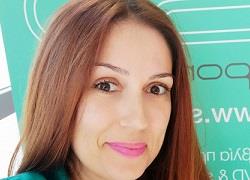 Η ψυχολόγος που ψωνίζει για ηλικιωμένους και αφήνει τα ψώνια στην πόρτα τους