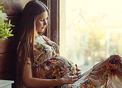 «Θα γεννήσω λίγο μετά το Πάσχα και αυτό είναι που με γεμίζει με δύναμη και ελπίδα»