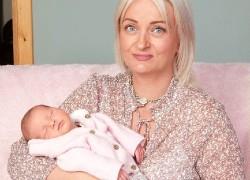 Μαμά γέννησε επιτέλους κορίτσι μετά από 10 αγόρια στη σειρά