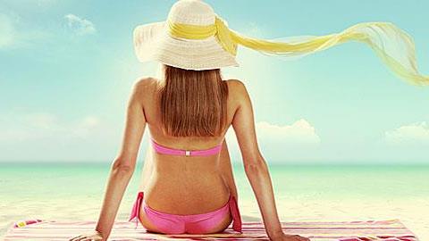 Πώς θα προστατεύσετε τα μαλλιά σας το καλοκαίρι