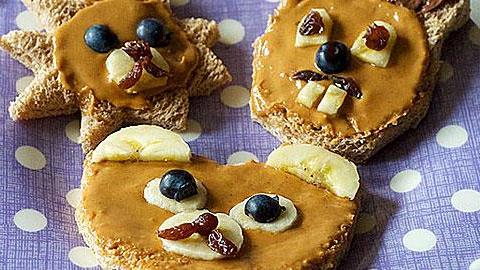 Σνακ για παιδιά: 5 πρωτότυπες και διασκεδαστικές ιδέες