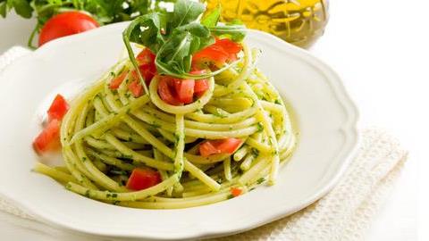 Εύκολες συνταγές για low budget μακαρόνια 