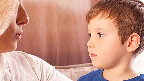 Ιστορίες μαμάδων: Πώς μίλησα στο παιδί μου για τον καρκίνο