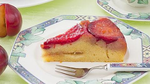 Καλοκαιρινές γλυκές πίτες και κέικ με φρούτα