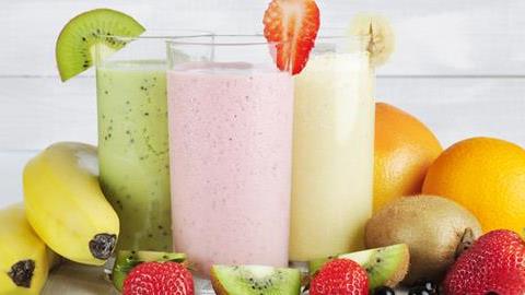 Θρεπτικά smoothies με φρούτα του καλοκαιριού!