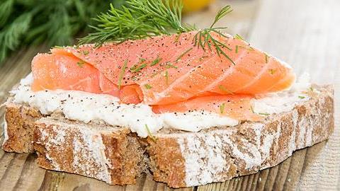 Εύκολες και ελαφριές συνταγές για βραδινά σνακ