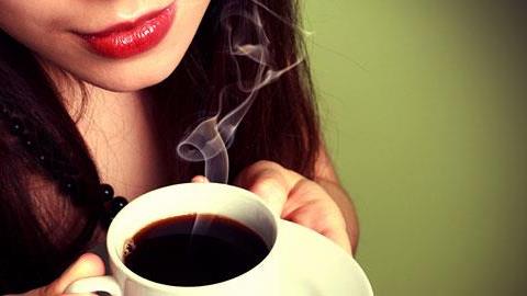 Ο καφές και το τσάι ωφελούν το ήπαρ, λέει νέα έρευνα