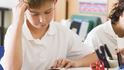 Από το Δημοτικό στο Γυμνάσιο: Συμβουλές προς τους γονείς για ομαλή μετάβαση