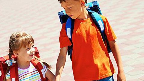 Πώς να πηγαίνουν τα παιδιά με ασφάλεια στο σχολείο