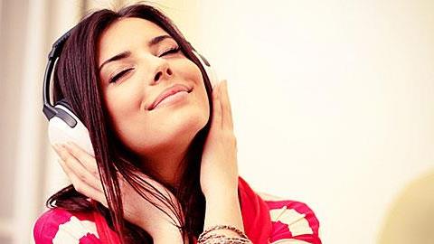 10 πράγματα που μας φτιάχνουν τη διάθεση