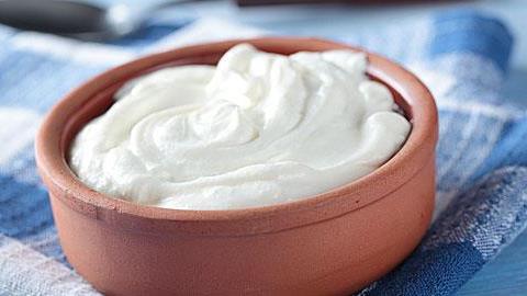 Η διατροφική αξία του γιαουρτιού και 20 προτάσεις για toppings 
