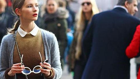 Τα must ρούχα και αξεσουάρ της φθινοπωρινής γκαρνταρόμπας