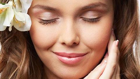 Πολύτιμες συμβουλές ομορφιάς για τέλεια μαλλιά και επιδερμίδα
