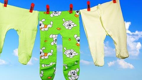 5 sites για ανταλλαγές παιδικών ρούχων (και όχι μόνο)