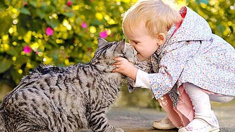 Ζωάκια και παιδάκια: 15 φωτογραφίες που θα σας φτιάξουν τη μέρα!