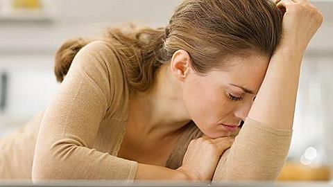 Κατάθλιψη: Συμπτώματα και (αυτο)θεραπεία για καλύτερη ζωή