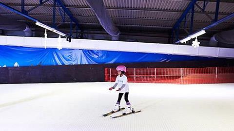 Santa Claus Kingdom: Σκι και snowboard και το βράδυ!