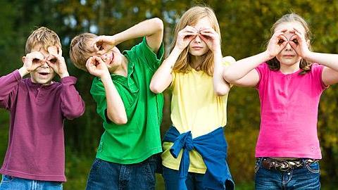 Πώς θα βοηθήσετε το παιδί να κάνει φίλους